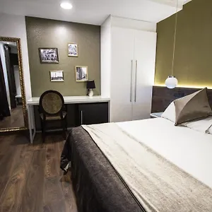 Otel Moderno